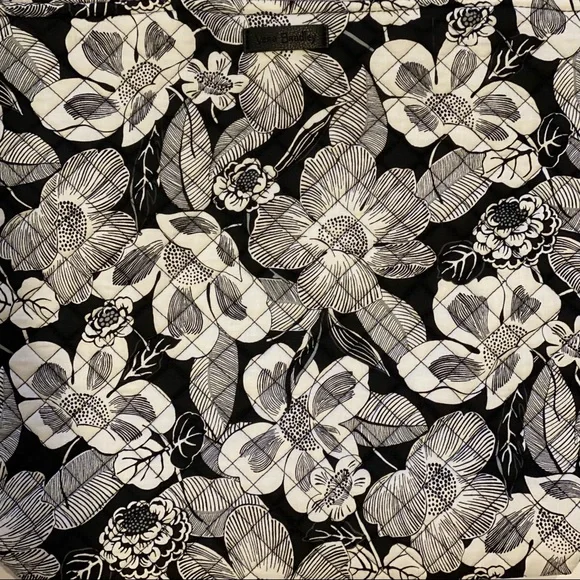 NWT Vera Bradley Tote Bag in Signature Cotton, Bedford Blooms - Picture 10 of 16